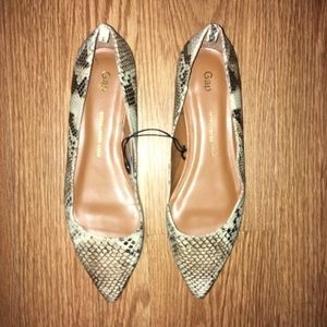 🐍Gap snakeskin flats